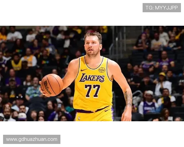 卢卡·东契奇:从欧洲天才到NBA超级球星的成长之路 卢卡·东契奇:从欧洲天才到NBA超级球星的成长之路