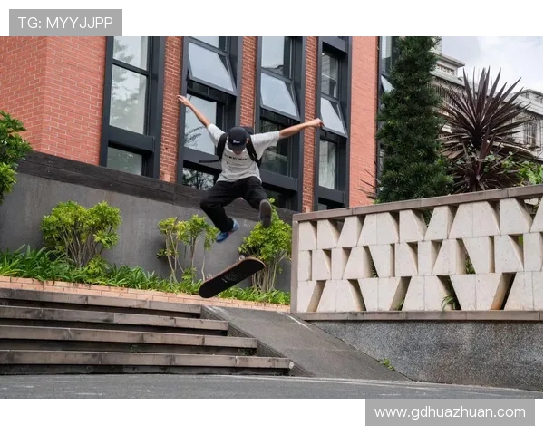 重庆滑板队包夹现象解析与滑板文化的深度探讨