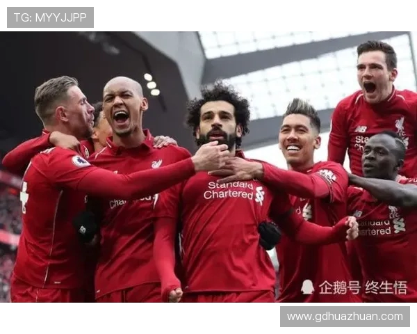 利物浦与曼联再度交锋宿敌对决引发球迷热议与期待